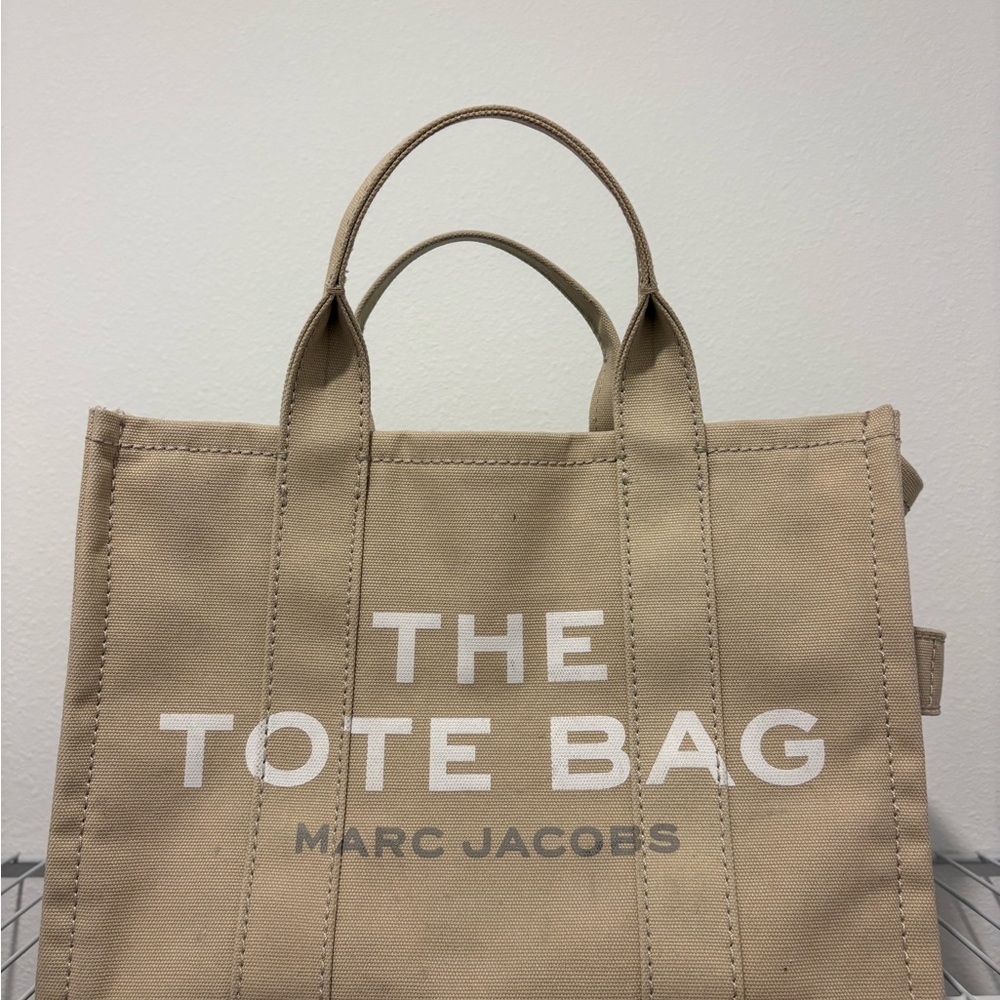 Marc Jacobs Medium Tote Bag
